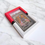 Stand για Graded cards (3D Printed)- Σχεδιο Poke Ball 