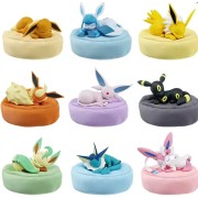Μίνι Φιγούρα Pokémon : Sleeping Pose Eevee & Eeveelutions Blind Box 
