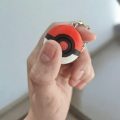 Fidget Μπρελόκ 3D Printed: Pokémon - Poké Ball με Κουμπί